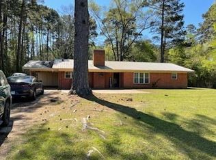 1736 McArthur Dr, Mansfield, LA 71052