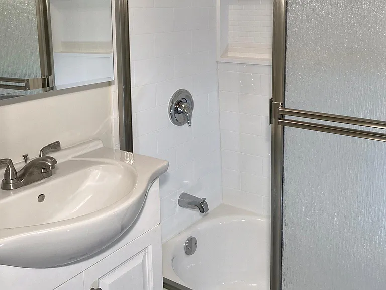 909 South Second Street — Photo 26