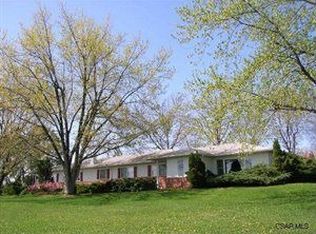 1318 Cannell Dr, Somerset, PA 15501