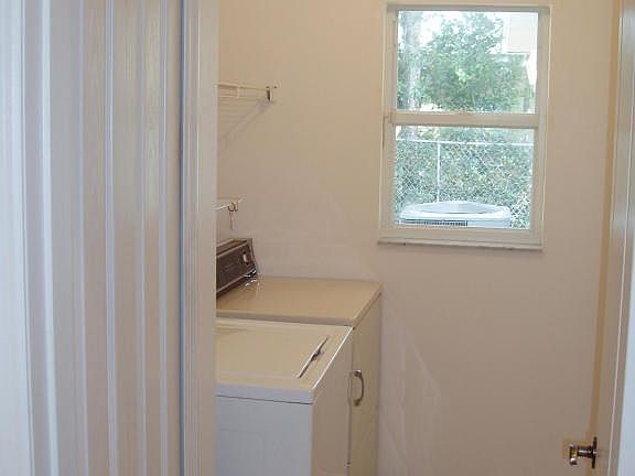Laundry Room & Pantry