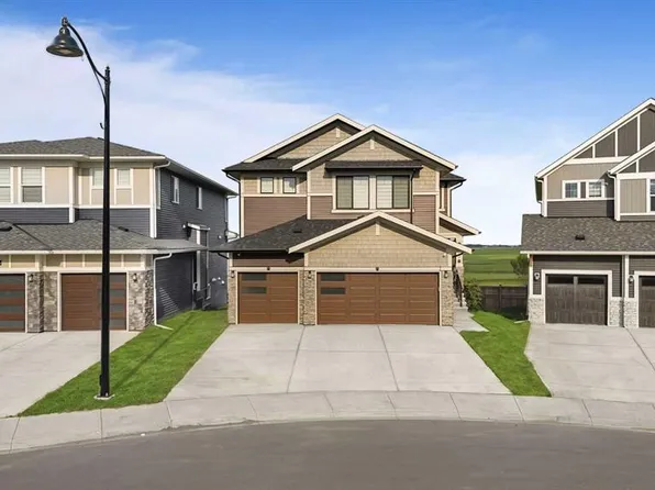 105 W Homestead Cres NE, Calgary, AB T3J 4N3