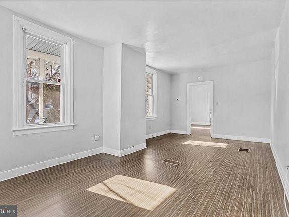4th image of 712 N 19th St