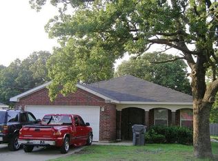 11061 Rylie Crest Rd, Dallas, TX 75217