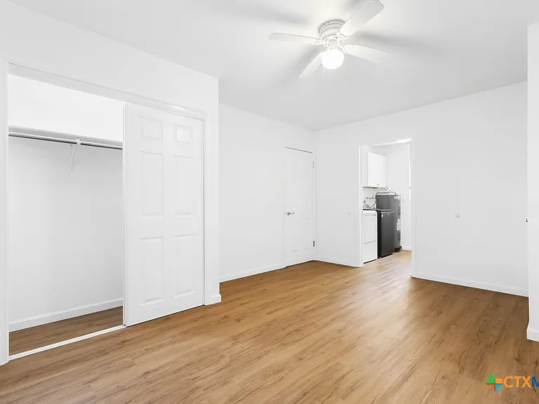 761 Whippoorwill Dr #B — Photo 10