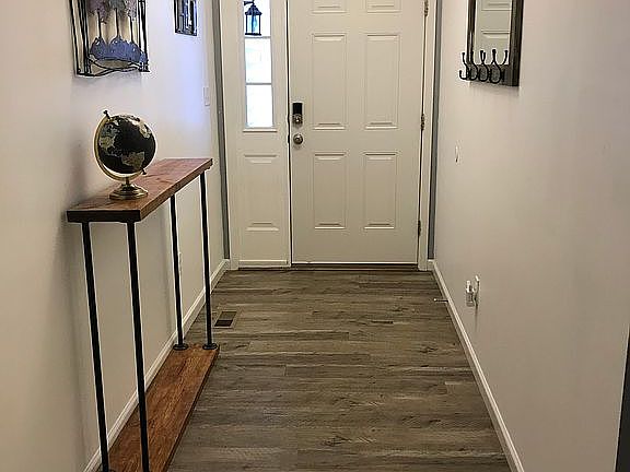 Entry way