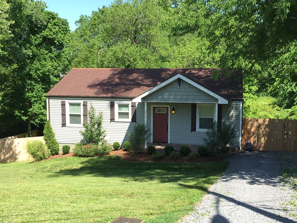 1st image of 1919 Dahlia Cir