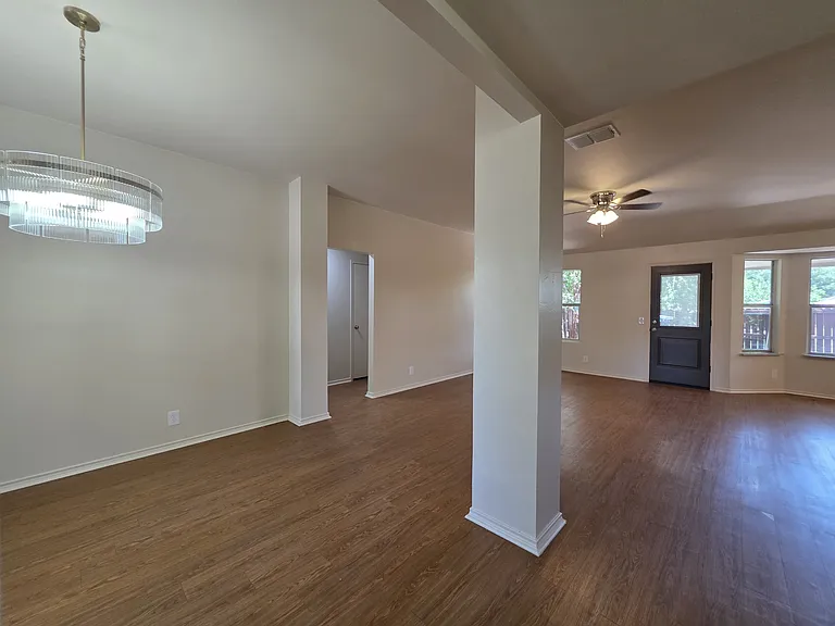 11602 Maybach Dr — Photo 9