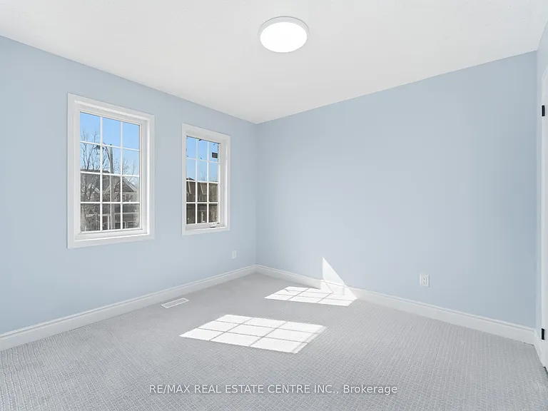 15 Heatherdale Dr — Photo 29