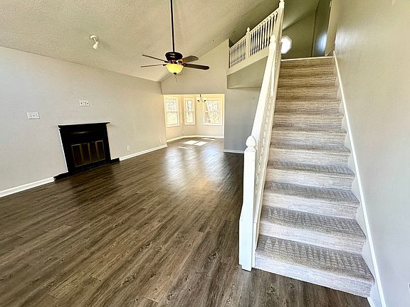 4th image of 3202 Summerfield Dr