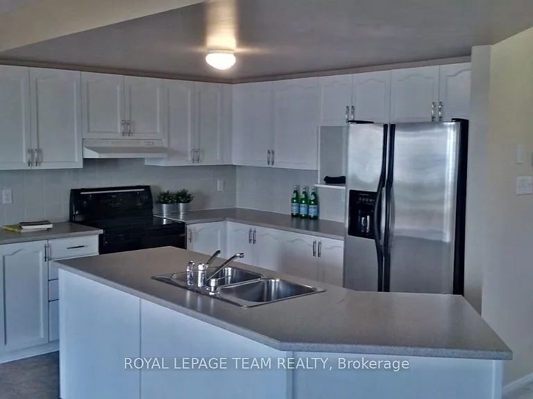 2211 Esprit Dr — Photo 6