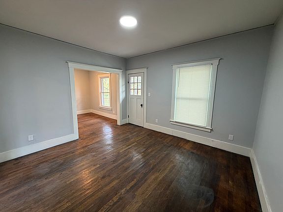 2nd image of 3284 Northwestern St #2