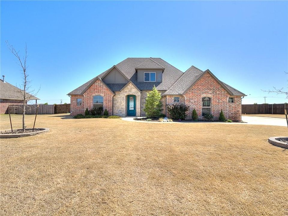 1st image of 620 Harold Dr