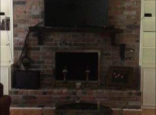 2831 Bryan Ave, Groves, TX 77619