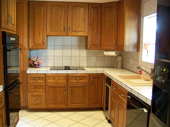 3rd image of 10144 Gaviota Ave