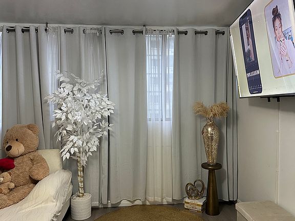 5th image of 1134 Kinau St APT 505