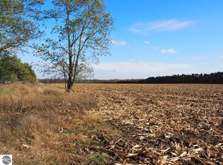 7505 Indian Hill Rd, Honor, MI 49640