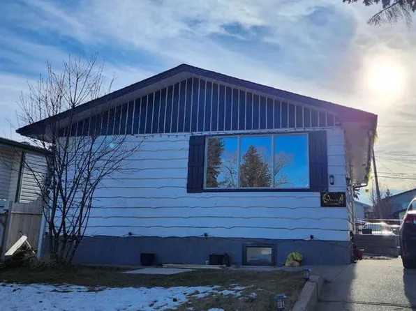 19 N Margate Pl NE, Calgary, AB T2A 3E4