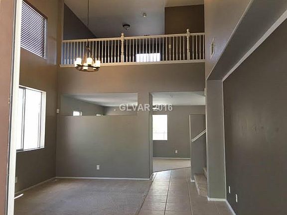 3rd image of 3713 Nestled Oak Ave