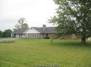 2820 Ebbvale Rd, Manchester, MD 21102