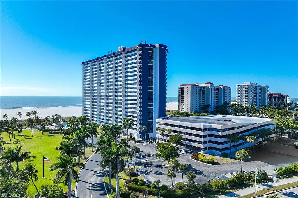 2 bed, 2.0 bath, 1071 sqft, $8,500 — Photo 1