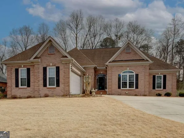 322 Savannah Pl, Loganville, GA 30052