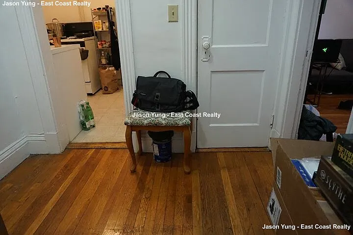 35 Gardner St #2 — Photo 6