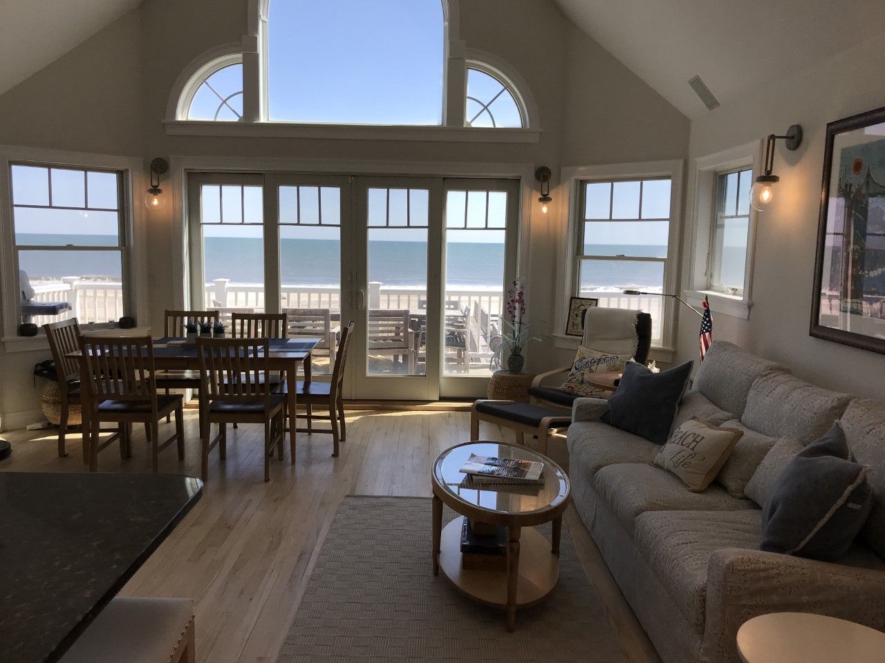  Great Room With Oceanviews