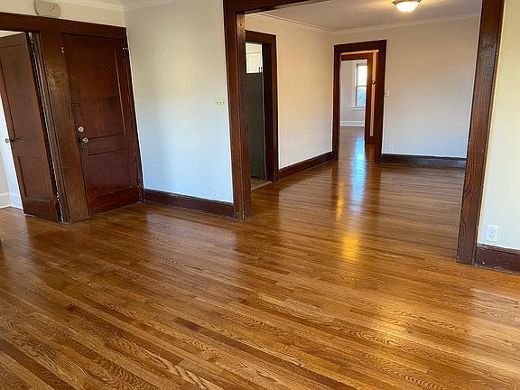 3rd image of 15 Meeker Pl Floor 2
