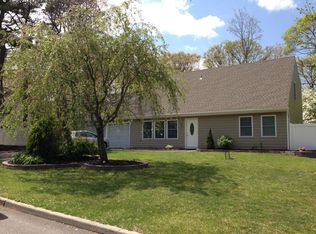 46 Harford Dr, Coram, NY 11727