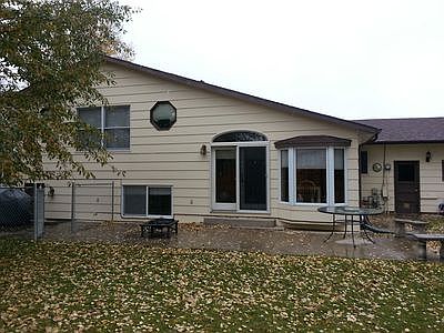 4th image of 1518 Arnold St