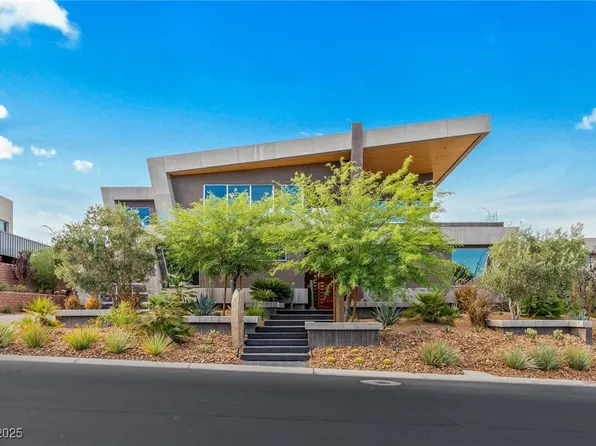 8 Meadowhawk Ln, Summerlin, NV 89135