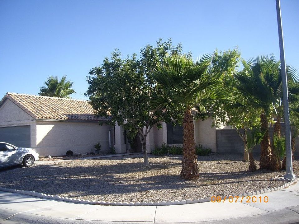 1st image of 4921 Yellow Pine Ln