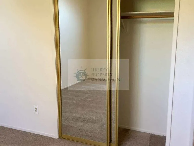 4420 E Orangeburg Ave — Photo 12