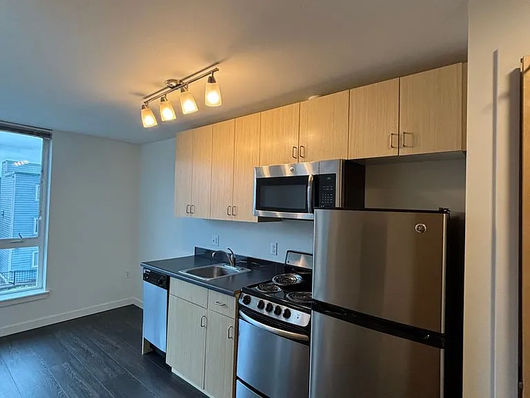 Brooklyn Apartments — Photo 14