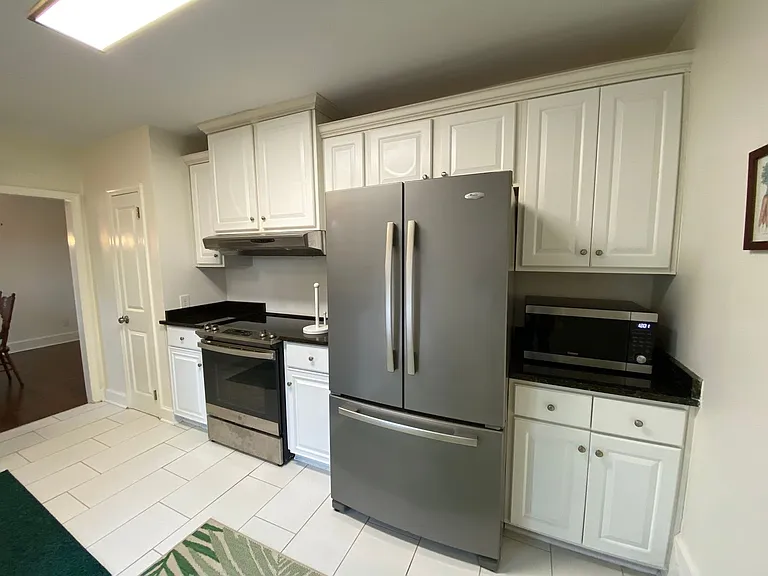 264 E Vineland Rd — Photo 7