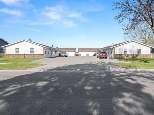 722-724 31st St N, Fargo, ND 58102