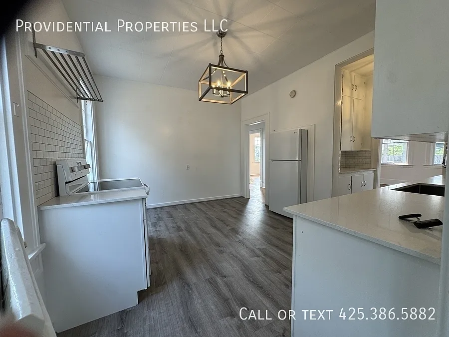4 bed, 2630 sqft, $7,000 — Photo 3