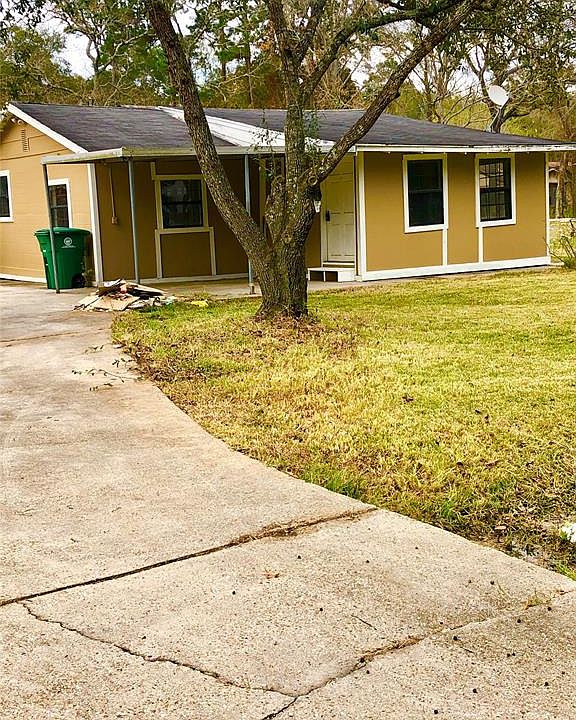 1st image of 23681 Loblolly Pine Dr
