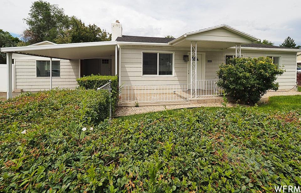 1st image of 449 E Serenity Oak Ln