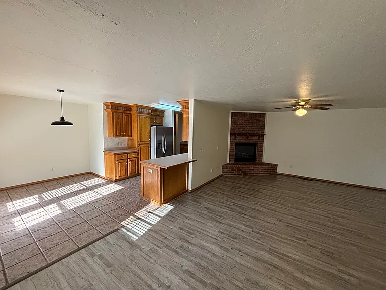 103 W Husband Ct — Photo 7