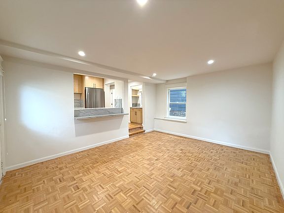 4th image of 2328 15th St