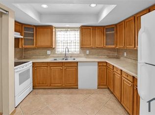 860 SW 80th Ave, Pompano Beach, FL 33068