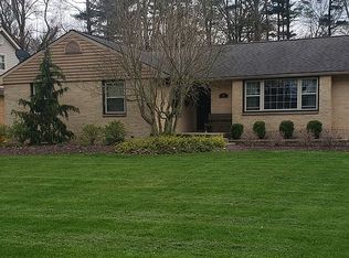 67 Lake Shore Dr, Youngstown, OH