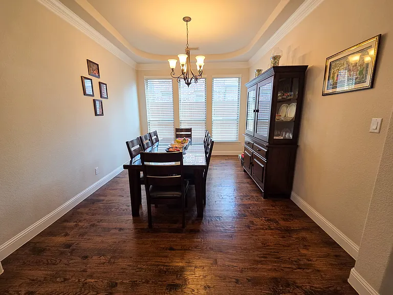 Formal Dining Room 1a
