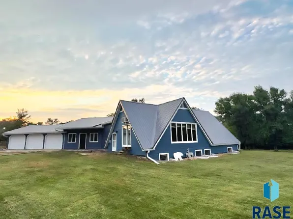 23935 454th Ave, Madison, SD 57042