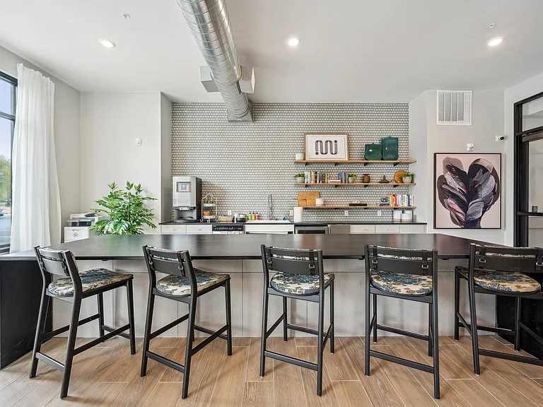 The Quarry Luxury Apartments — Photo 29