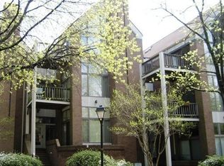696 Mowbray Arch APT 330, Norfolk, VA 23507