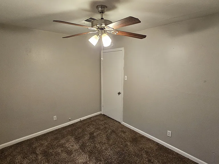 7325 Boggess Rd — Photo 12