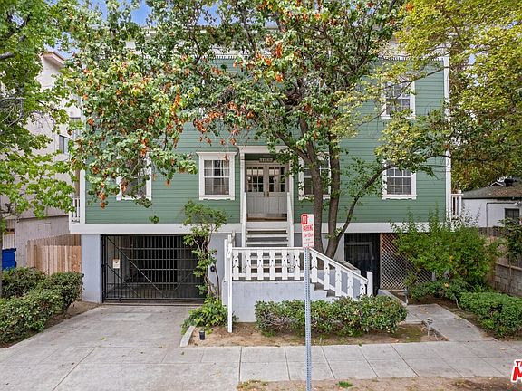 3rd image of 11262 La Maida St APT 3