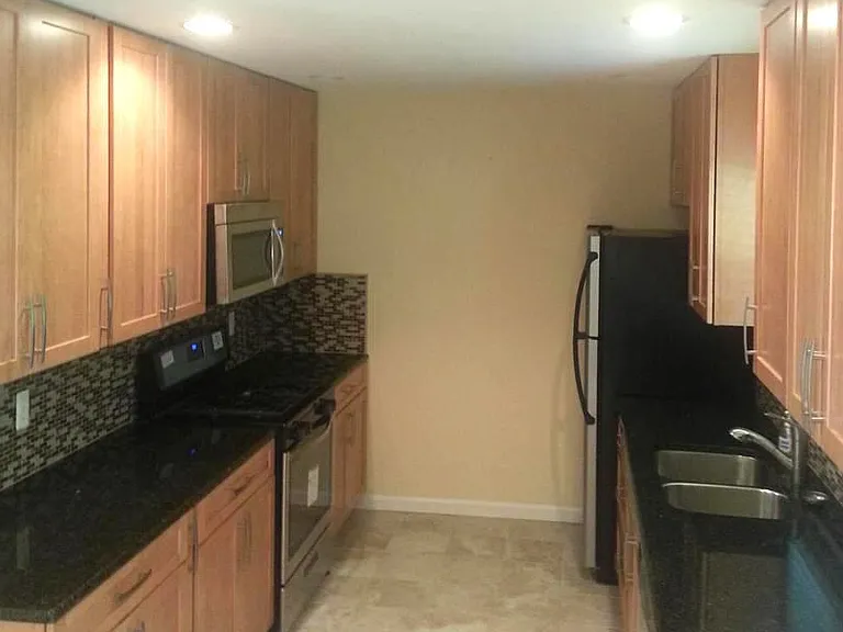4522 Glendale Rd — Photo 4
